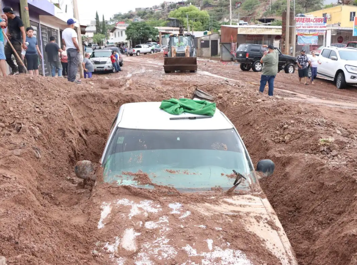 Lluvias en Nogales dejan un muerto y activan el Plan DN-III-E