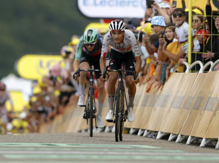 Isaac del Toro brilla en el Tour de Francia: termina tercero y recupera el Maillot Blanco