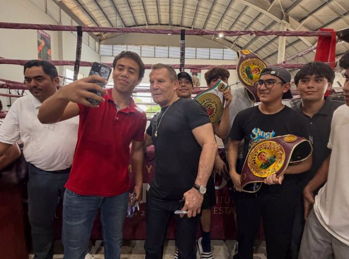 Julio César Chávez inspira a las futuras promesas del boxeo en Yucatán