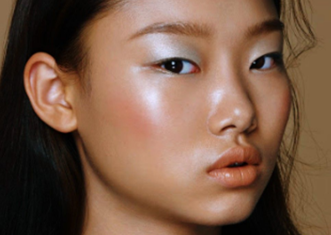 Maquillaje: Glass Skin, el secreto para que tu piel se vea luminosa y natural