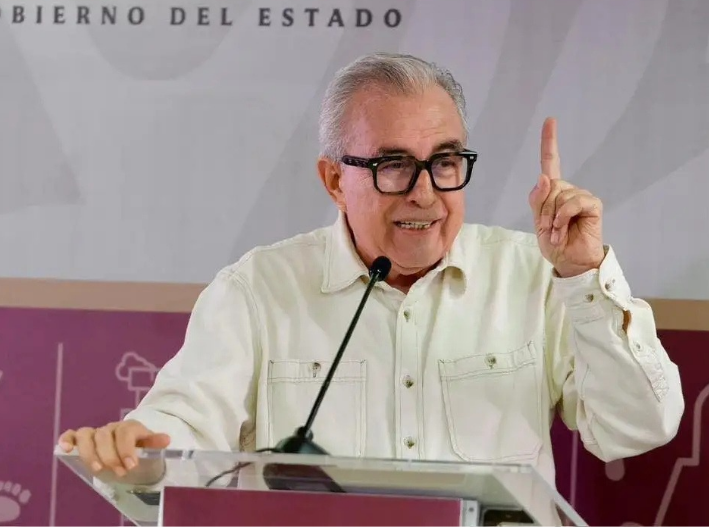 Rubén Rocha Moya reaparece y niega tener protección de corporaciones federales