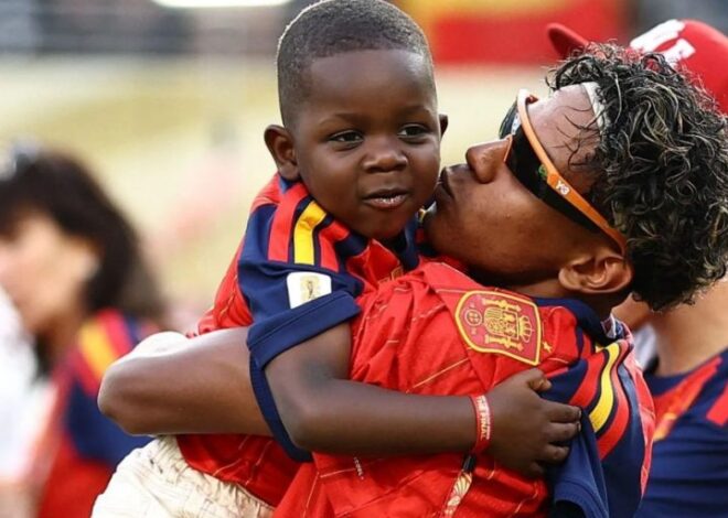 El abrazo que hizo llorar al Mundial: Lamine Yamal y Keyne conmueven al mundo