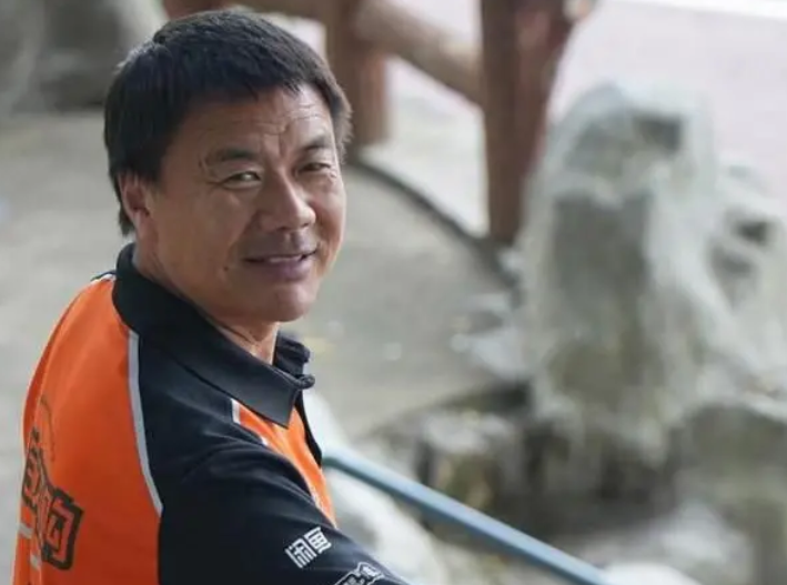 Qué leer: Wang Jibing, el poeta delivery que venció a la prisa