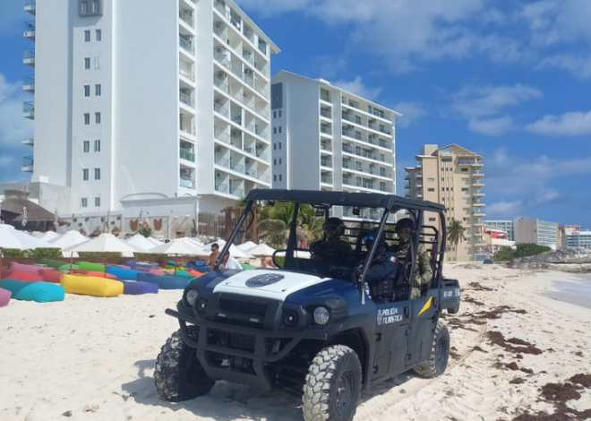 Separan de su cargo a dos policías turísticos de Cancún, por presunta corrupción