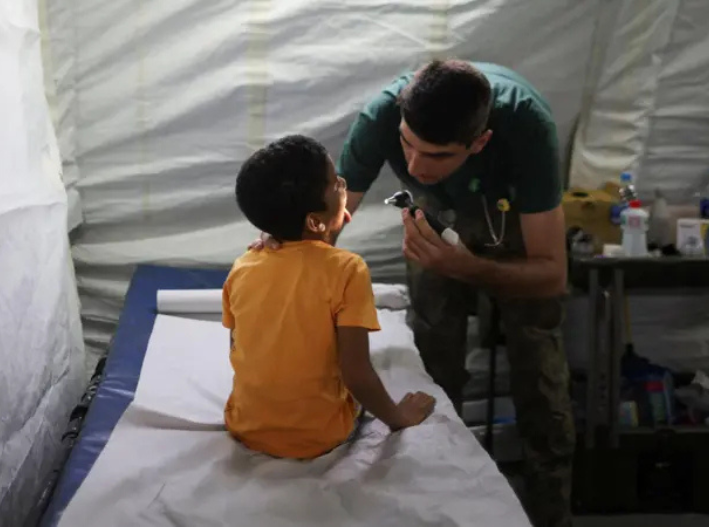 “Ya no quiero ser pediatra”: el desgarrador testimonio de médicos que atienden a las víctimas del terremoto en Venezuela