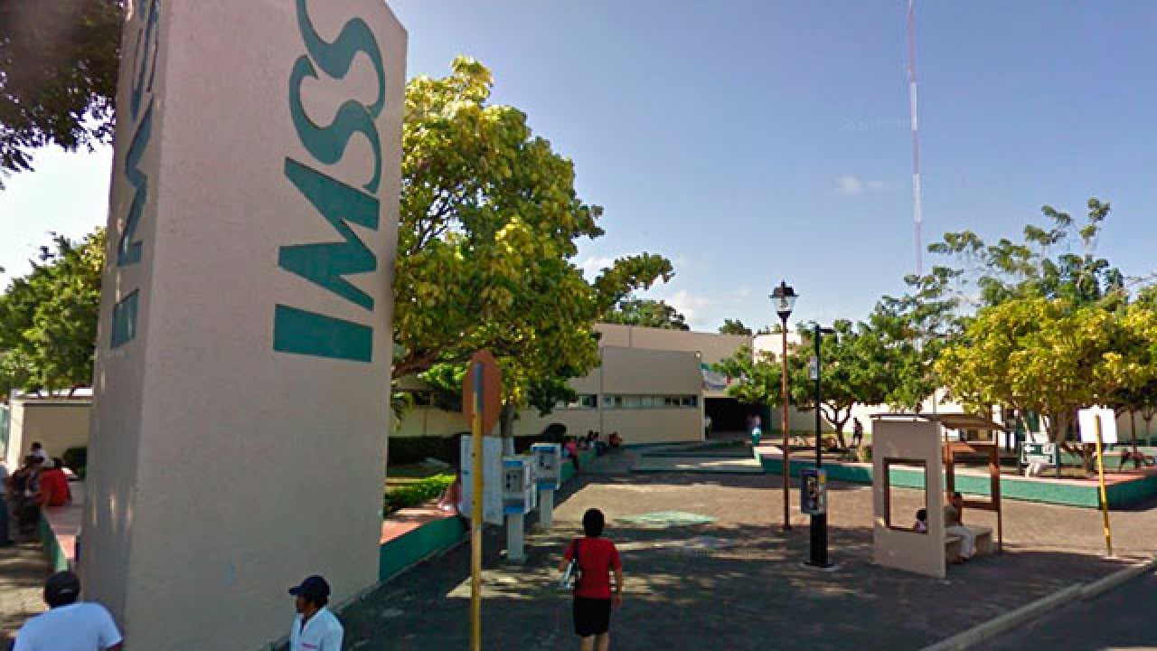 Cancunenses alzan la voz ante la crisis en Urgencias del IMSS de la Cobá