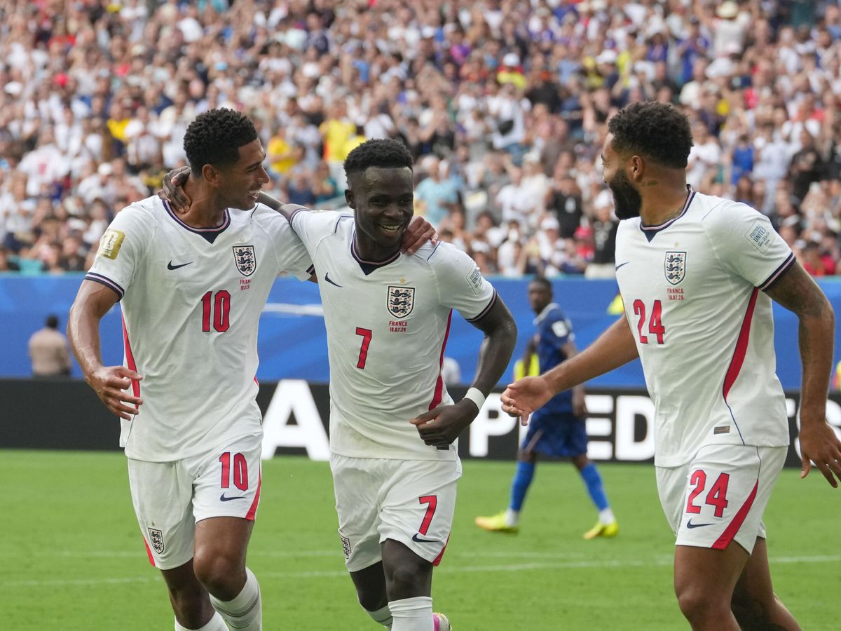 ¡Festival inglés en el podio! Inglaterra destroza a Francia en un partidazo de seis goles
