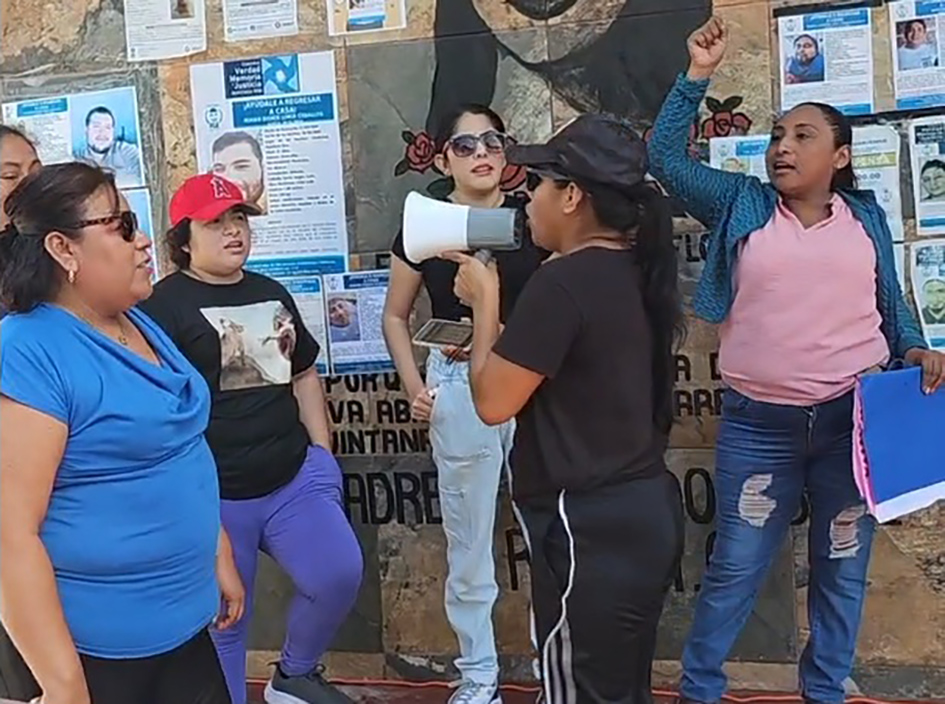 “No nos moverán”: víctimas plantan campamento frente a la Fiscalía en Chetumal