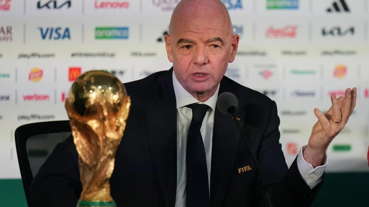 Infantino defiende plan para abrir la FIFA a inversión privada