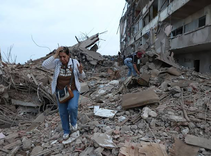 Tragedia sin fin: suben a 4 mil 930 los muertos por terremotos en Venezuela