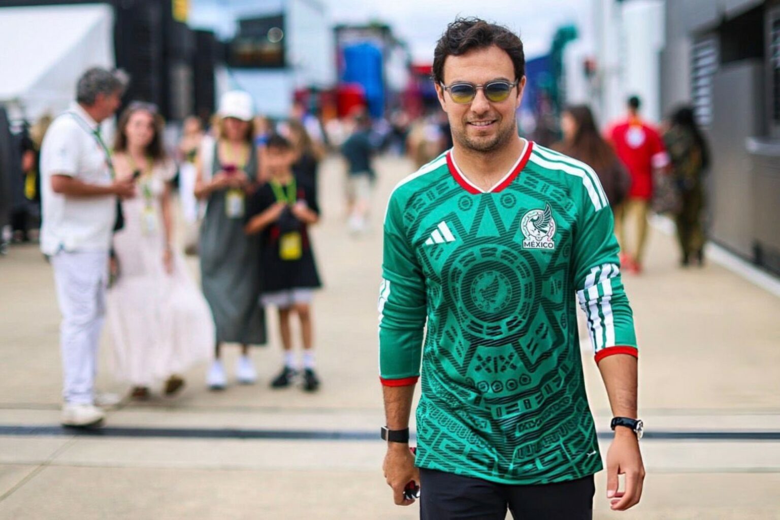Checo Pérez rompe el silencio tras el adiós de México: “Que siga la unidad”