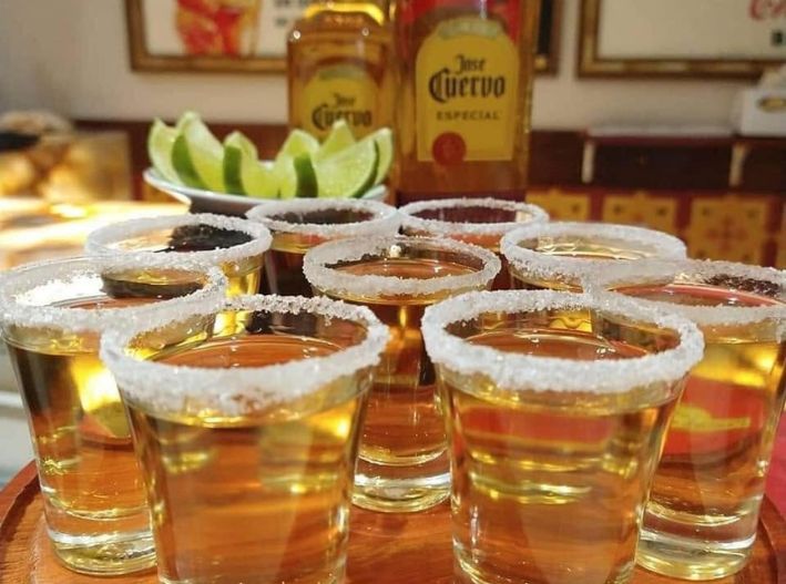 México evalúa aplicar reciprocidad comercial por altos aranceles al tequila