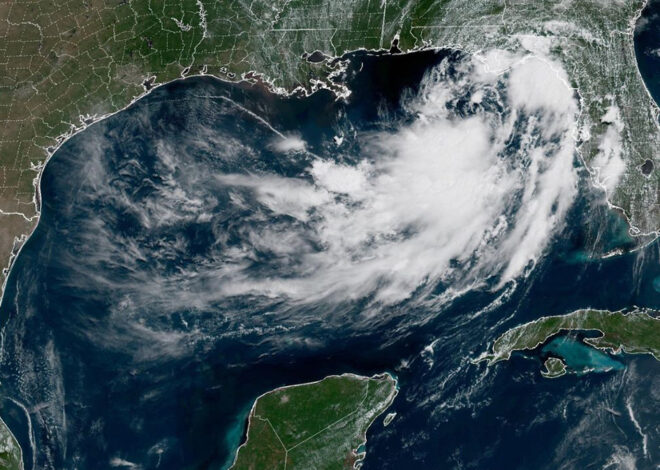 ¡Bertha amenaza el Golfo! Lluvias e inundaciones ponen en alerta a EU