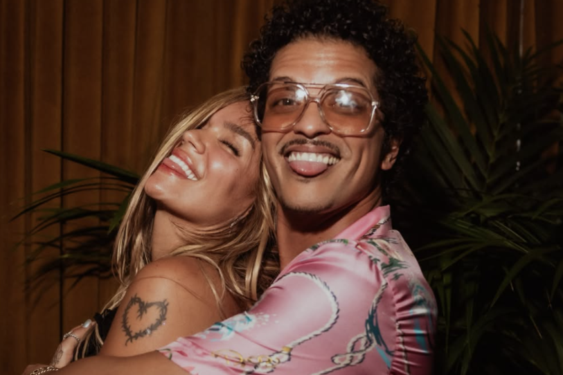 ¿Nació el amor? Karol G y Bruno Mars desatan rumores de romance