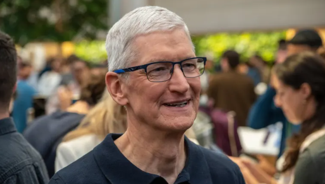 Tim Cook baja el telón: el hombre que llevó a Apple a la cima