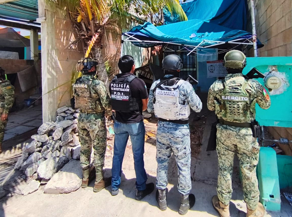 Golpe al narcomenudeo: cateos en Cancún dejan dos detenidos y droga asegurada