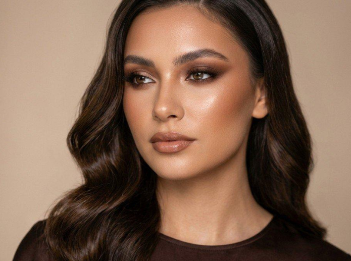 “Chocolate makeup”: la tendencia que vestirá de tonos café el otoño 2026