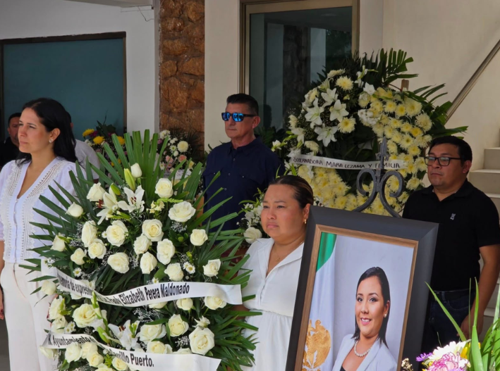 Felipe Carrillo Puerto despide a Paoly Perera