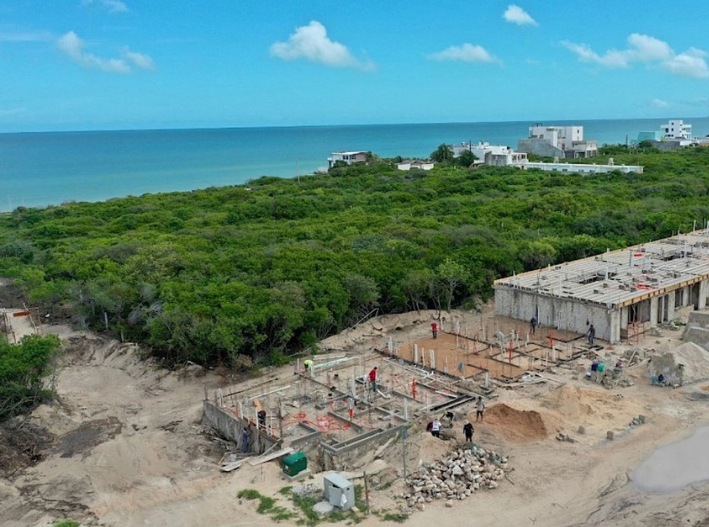 Torres de lujo ponen contra las cuerdas a las dunas de Yucatán