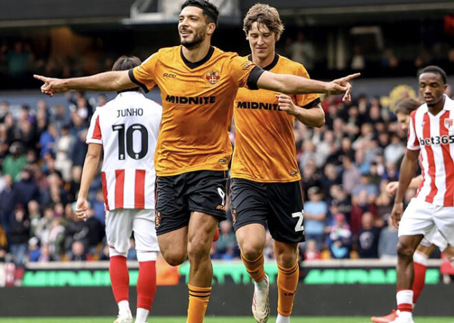 ¡Raúl vuelve a rugir! Jiménez marca de penal en goleada de los Wolves