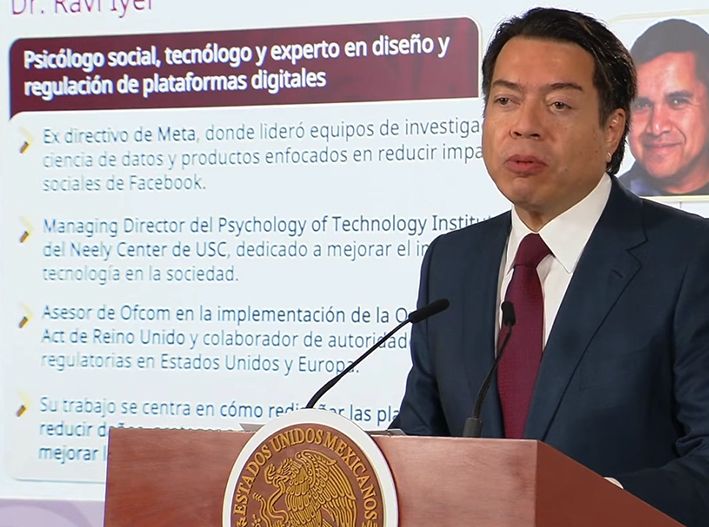 ¿Celular sí o no en escuelas? SEP pone a maestros a decidir su futuro