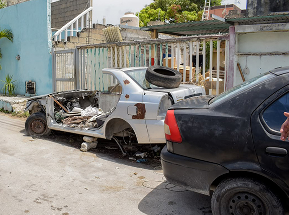 ¡Ajuste de tuercas! Van contra talleres que invaden la calle en Cancún