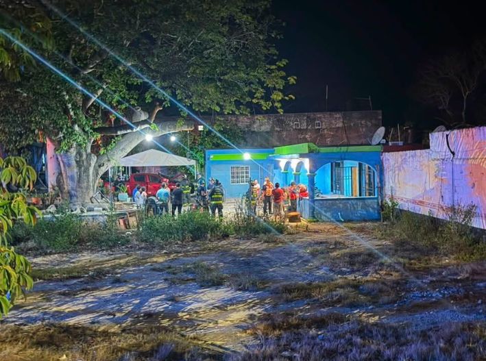 Atacan con bombas molotov bar en Puerto Aventuras