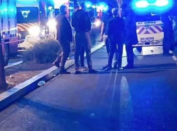Auto embiste deliberadamente a una multitud en Francia; hay un muerto y 10 heridos