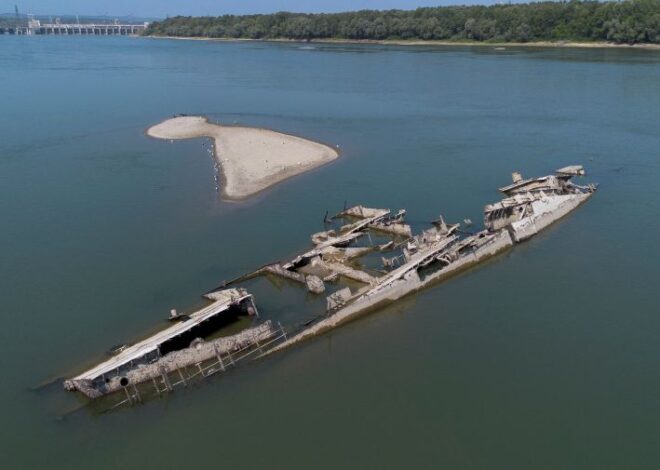 Sequía en el Danubio deja al descubierto buques de guerra