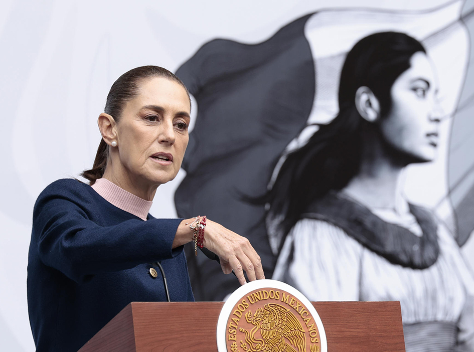Sheinbaum se baja de “La Mañanera” por fiebre