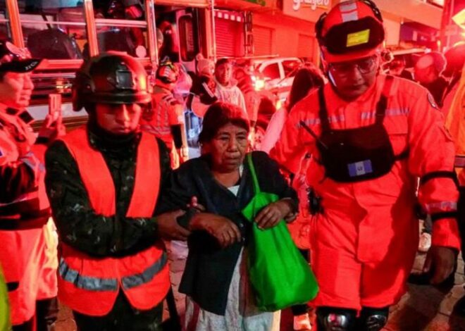 Evacúan a 1,700 personas en Guatemala por la erupción del volcán de Fuego