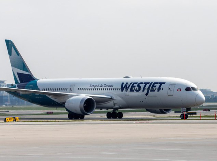 Huelga exprés de WestJet deja varados vuelos entre Cancún y Canadá