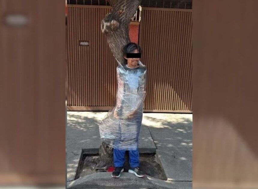 De ladrón a “árbol humano”: vecinos retienen a presunto delincuente en CDMX