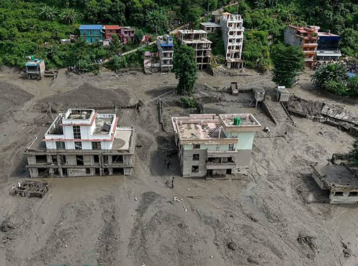 Nepal y China, bajo el agua: ya van 160 muertos