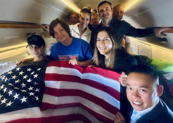 Trump anuncia regreso de exmarine detenido en Rusia
