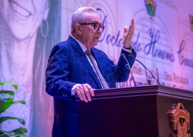 Rocha Moya vuelve a pedir licencia indefinida tras solo un día en el cargo