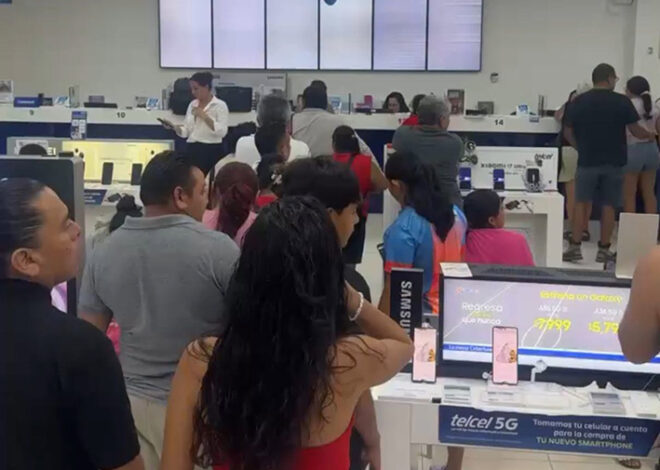 ¡Sin señal de paciencia! Cancunenses hacen largas filas para registrar sus líneas