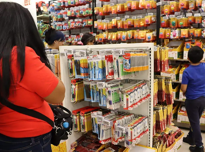 La mochila viene cargada… familias gastan hasta 6 mil pesos en Chetumal
