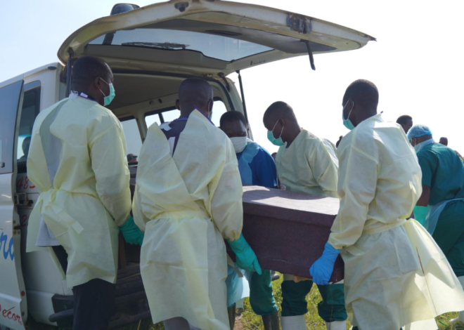 Ébola sigue fuera de control en Congo