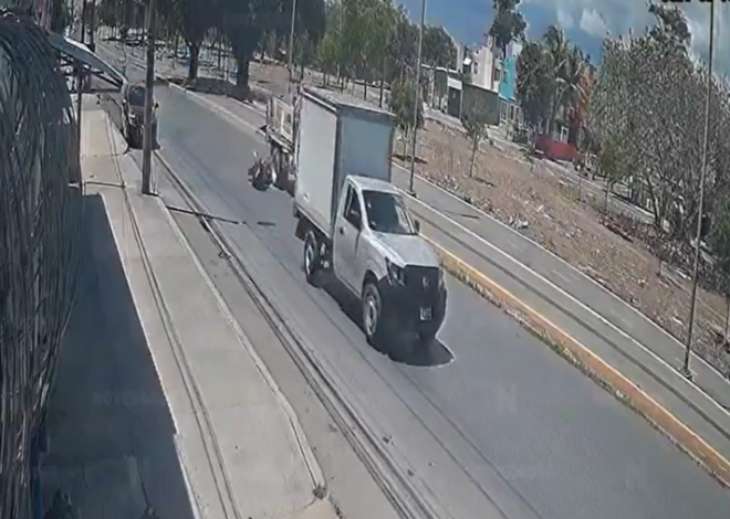 Buscan a conductor que arrolló a motociclista en Cancún