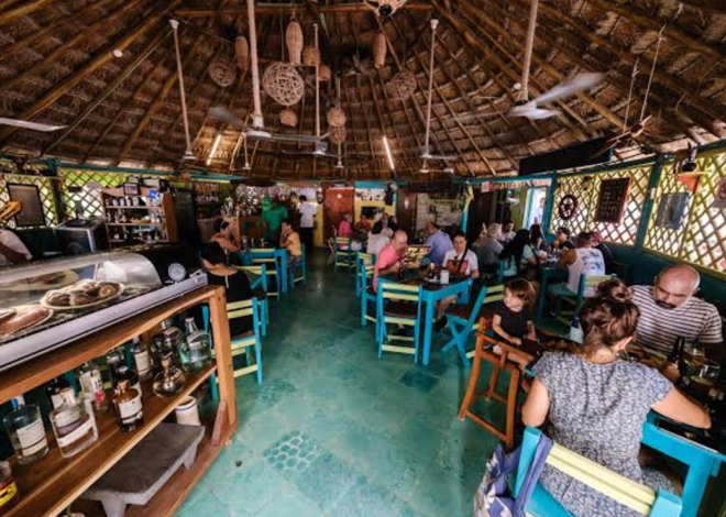 ¿Sabías que el restaurante de mariscos más antiguo de Cancún empezó como una tienda?