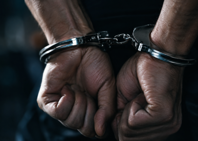 Madre asegura que huía de violencia tras detención de conductor en Cancún por sustracción