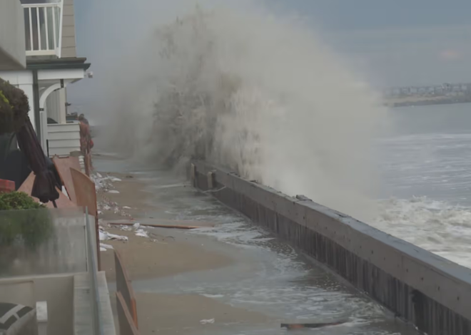 Olas gigantes golpean Long Beach y obligan a evacuar viviendas en California