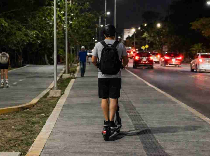 Cancún prepara reglas para scooters ante crecimiento de la micromovilidad