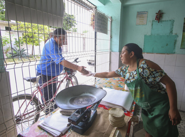 Temporada baja golpea a tortillerías de Cozumel; ventas caen hasta 40%