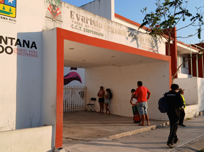 Prohíben cuotas obligatorias en escuelas de Quintana Roo