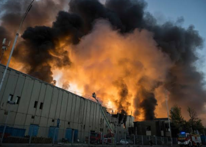 Rusia rompe tregua aérea y vuelve a bombardear Kiev; reportan cinco muertos