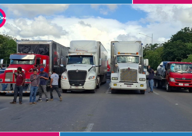 Paro de transportistas complica carretera Cancún-Playa del Carmen; más de 400 camiones protestan