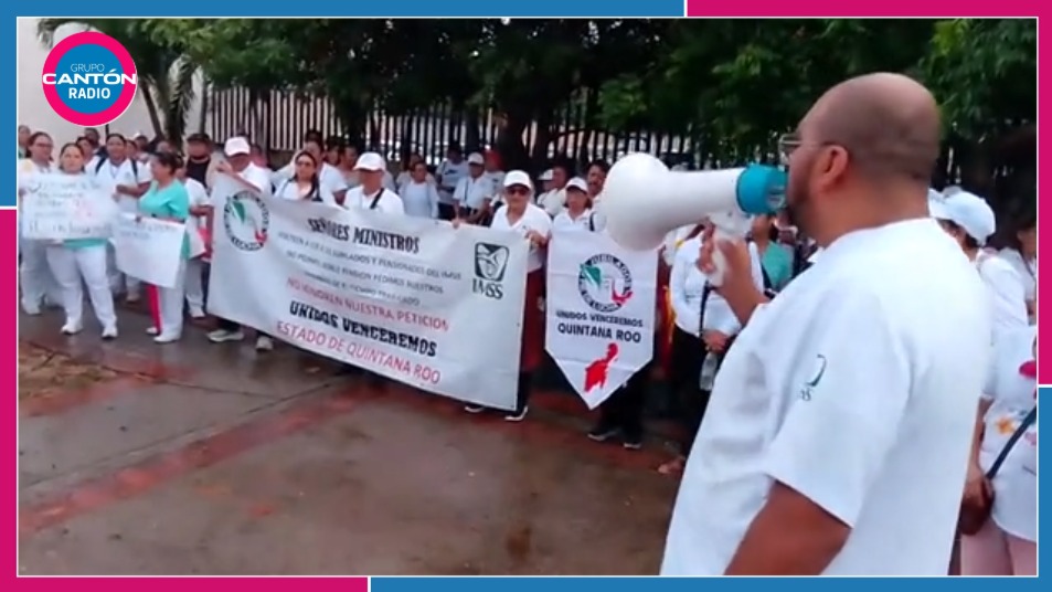 Trabajadores del IMSS marchan en Cancún contra aumento de 2.9% al sueldo tabular