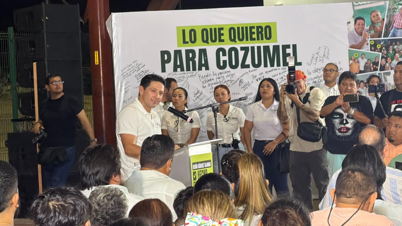 Arropado por el pueblo, rinde Renán Sánchez su 2do. Informe Legislativo